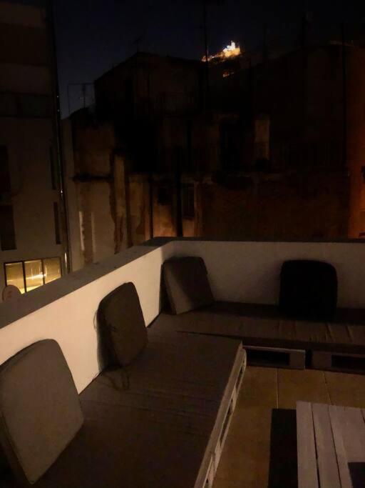 Cozy Loft With Jazz Notes In Kolonaki Apartment Athens Luaran gambar